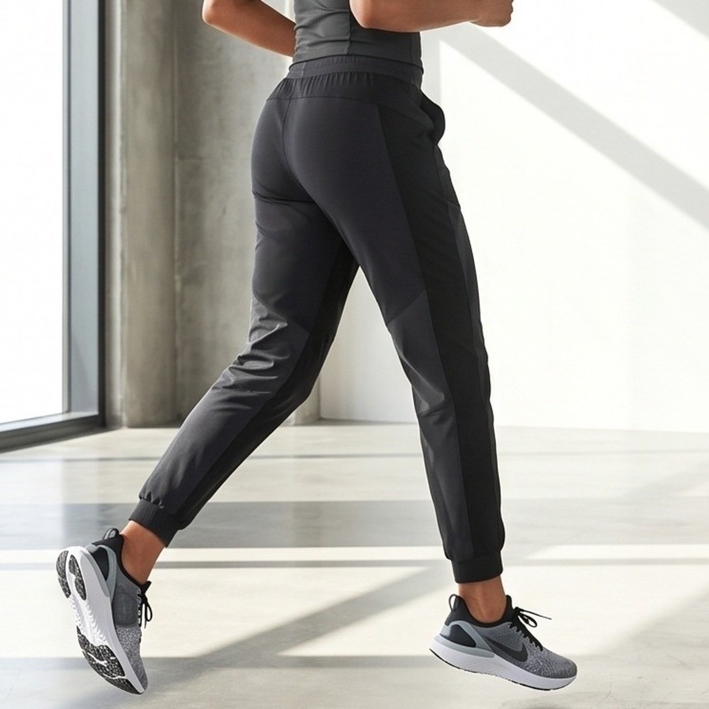Athleta 6 Brooklyn Lined Jogger Pants Black Athleisure Sporty Gorpcore Tactical